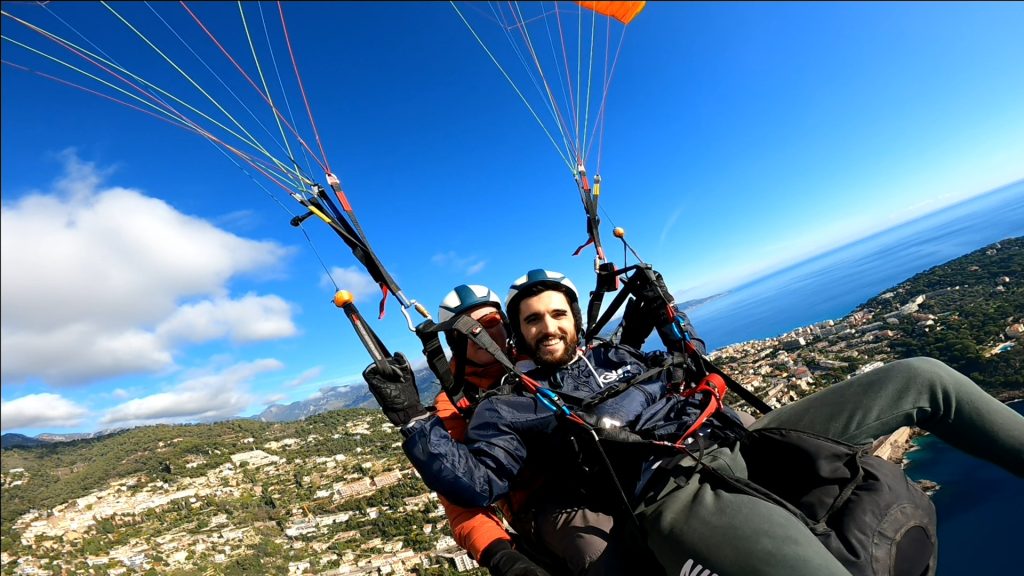 Survolez Monaco en parapente tandem
